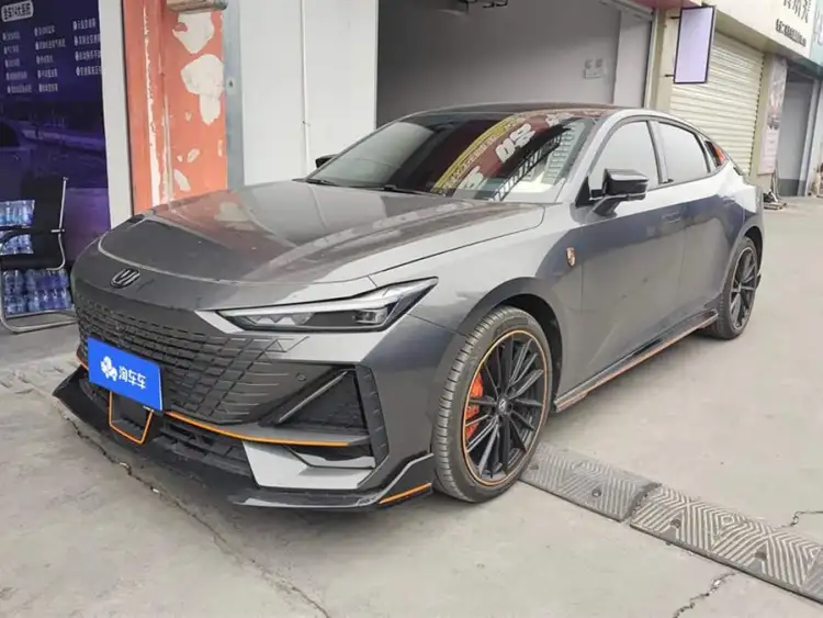 Changan UNI-V 2023 1.5T Sport Version