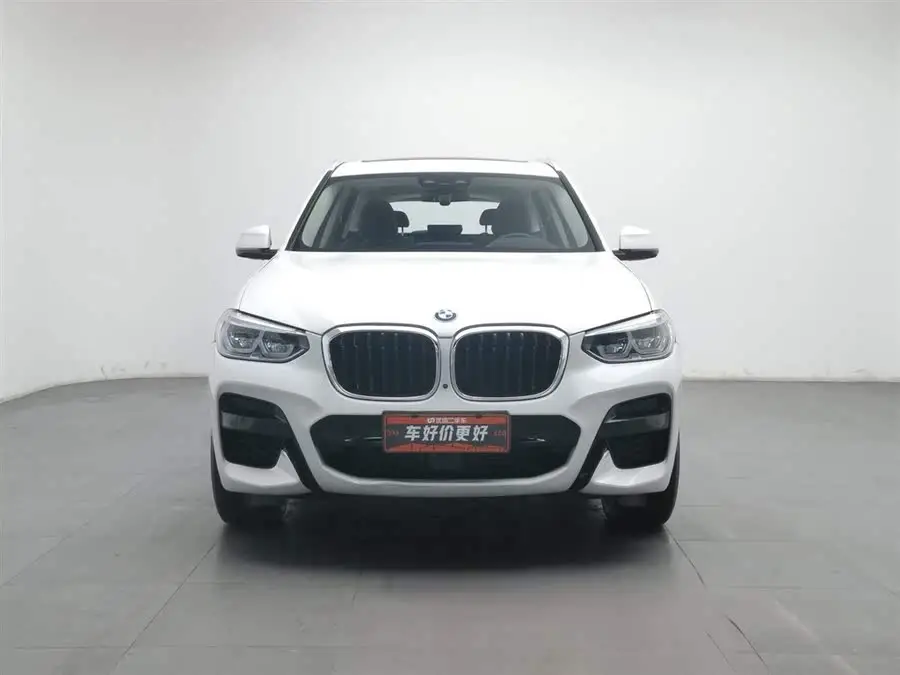 بي إم دبليو X3 2021 xDrive30i الطراز الرائد حزمة M الرياضية