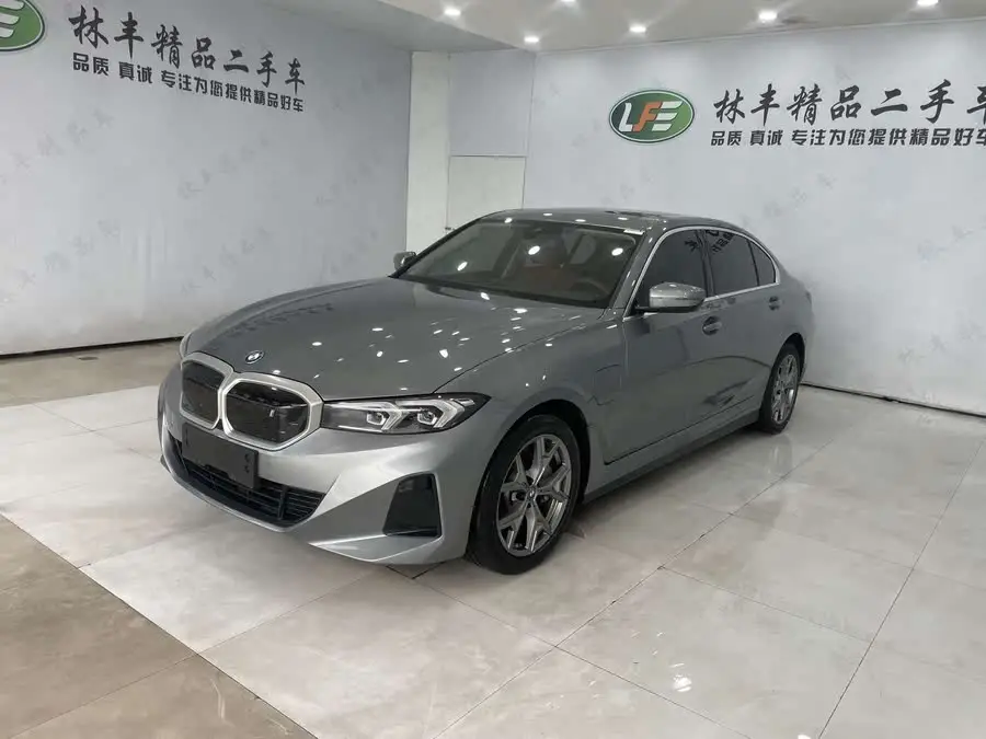 بي إم دبليو i3 2022 eDrive 35 L