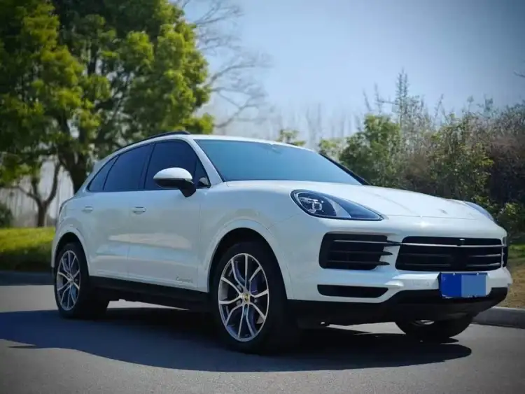 2023 Cayenne 3.0T Platinum Edition