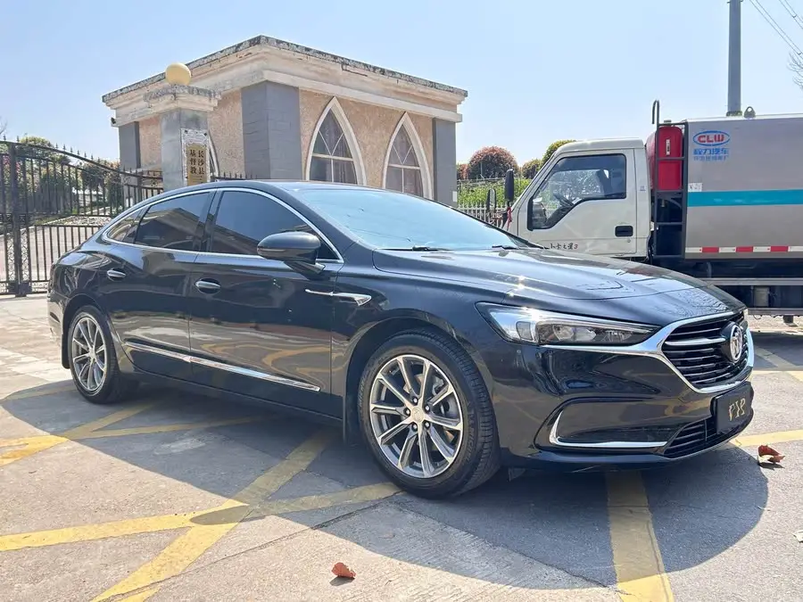 بيوك لاقروس 2021 652T الفاخرة