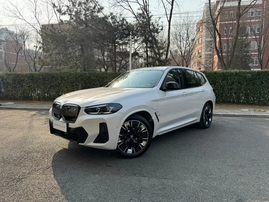 BMW iX3 2023 Model Leading Edition