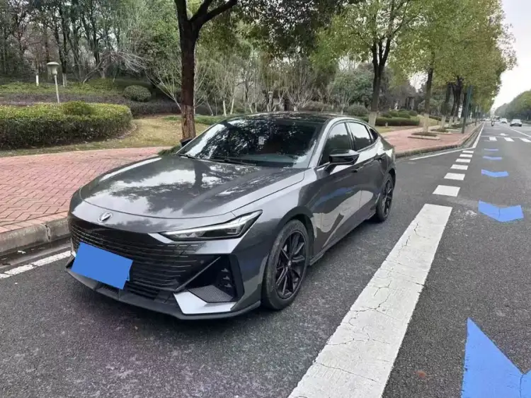 Changan UNI-V 2023 1.5T Premium