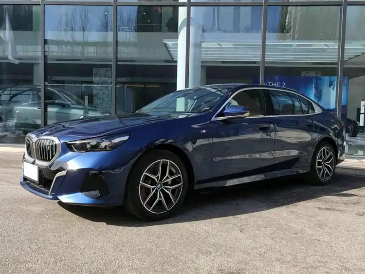 BMW i5 2024 eDrive 35L M Sport Package