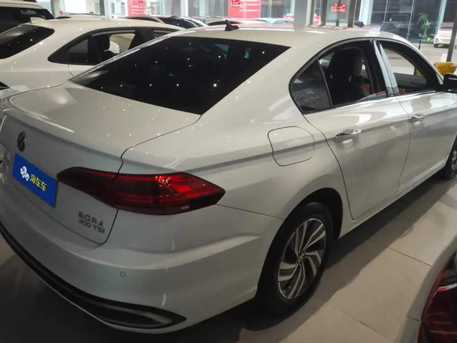 Volkswagen Bora 2023 200TSI DSG Intelligent Version