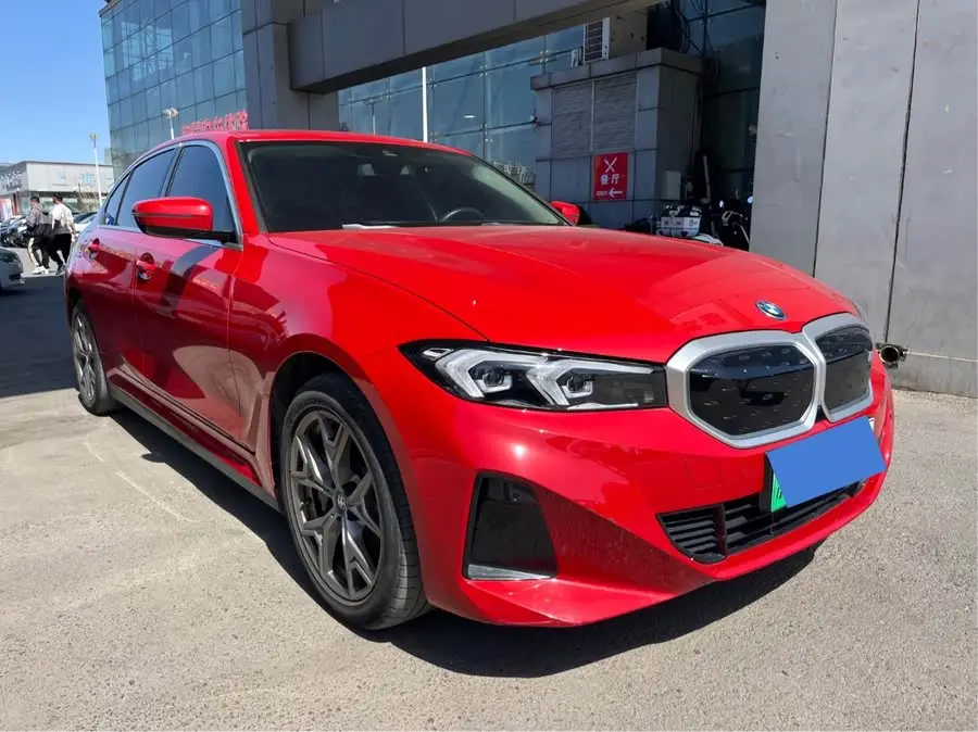 بي إم دبليو i3 2022 eDrive 35 L