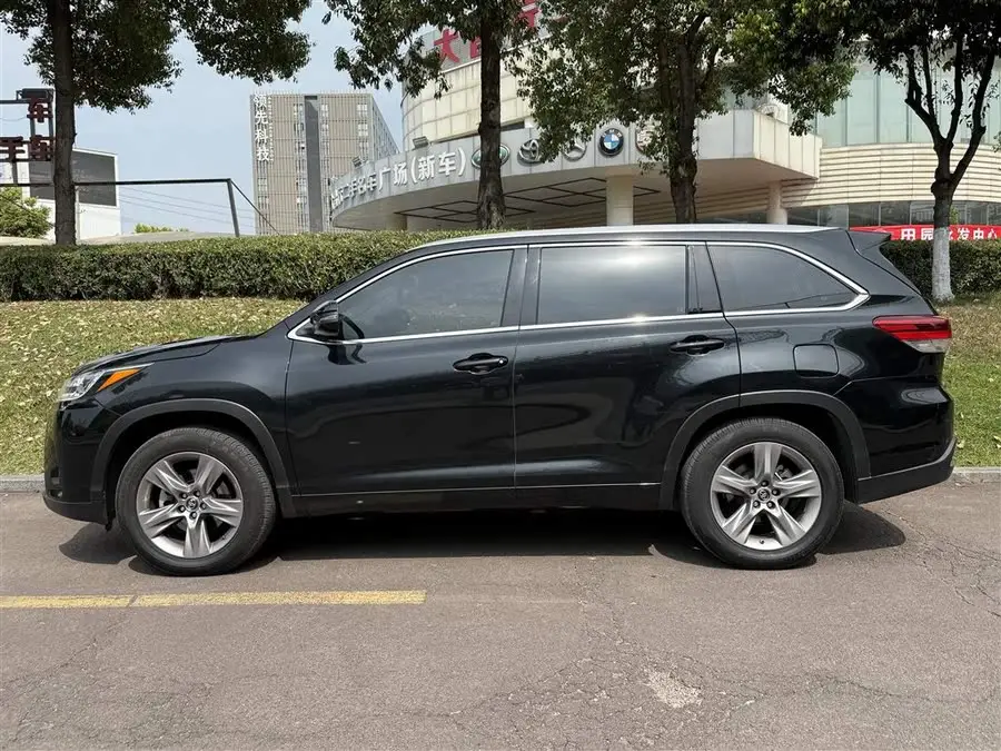 هندلر 2018 2.0T دفع رباعي فاخرة 7 مقاعد معيار VI