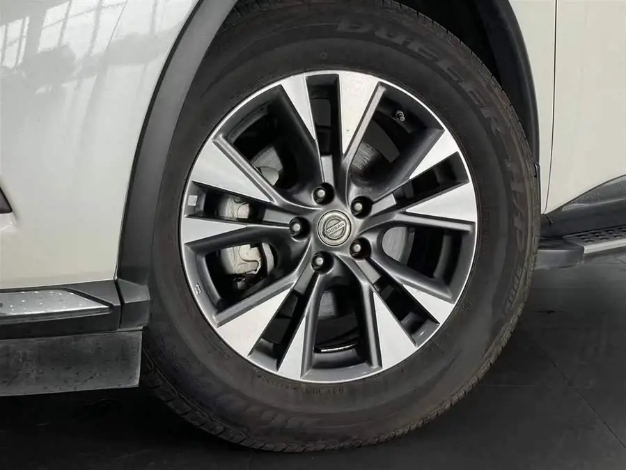 لولا 2021 2.5L XL إصدار فاخر ذكي بالدفع الثنائي