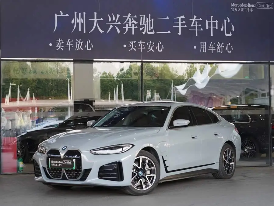 BMW i4 2023 eDrive35