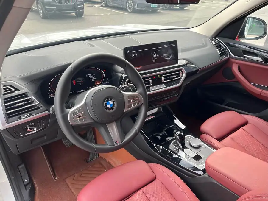 بي إم دبليو X3 2023 xDrive25i حزمة م الرياضية