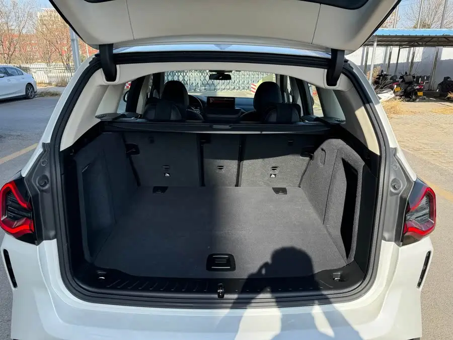 BMW X3 2023 xDrive30i Leading Model M Night Package