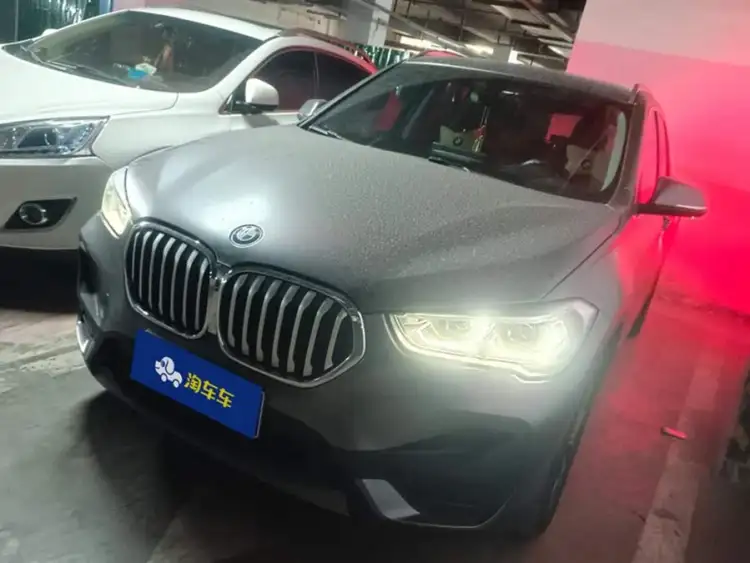 BMW X1 2021 sDrive25Li Leading Edition
