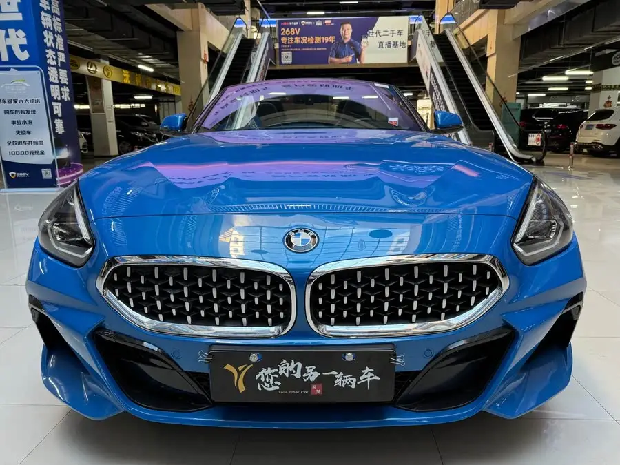 بي إم دبليو Z4 2019 sDrive 25i مجموعة الرياضية M