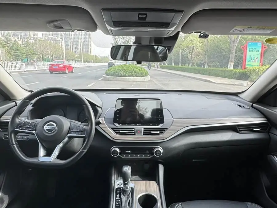 Teana 2021 2.0L XE Fashion Edition