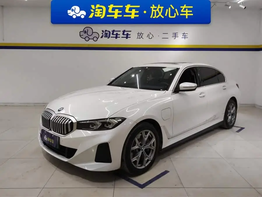 بي إم دبليو i3 2022 eDrive 35 L