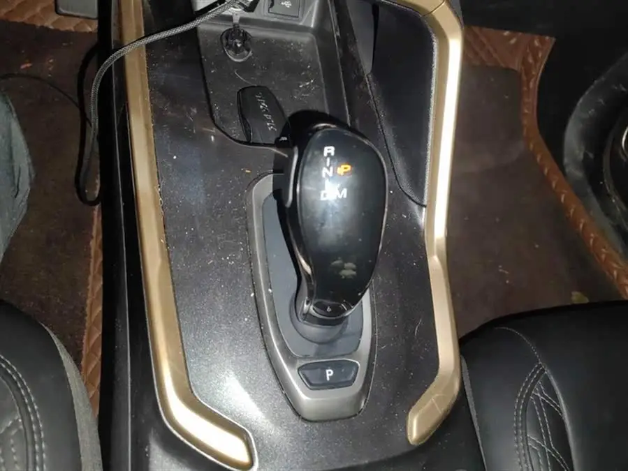 هافال H6 2021 1.5T أوتوماتيكي بطل الإصدار