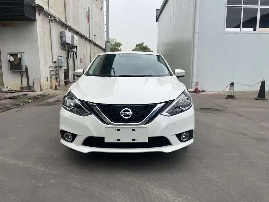 2021 نيسان سيلفي كلاسيك 1.6XL CVT فئة الرفاهية