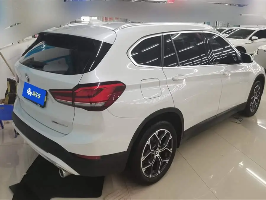 BMW X1 2020 sDrive25Li Leading Edition