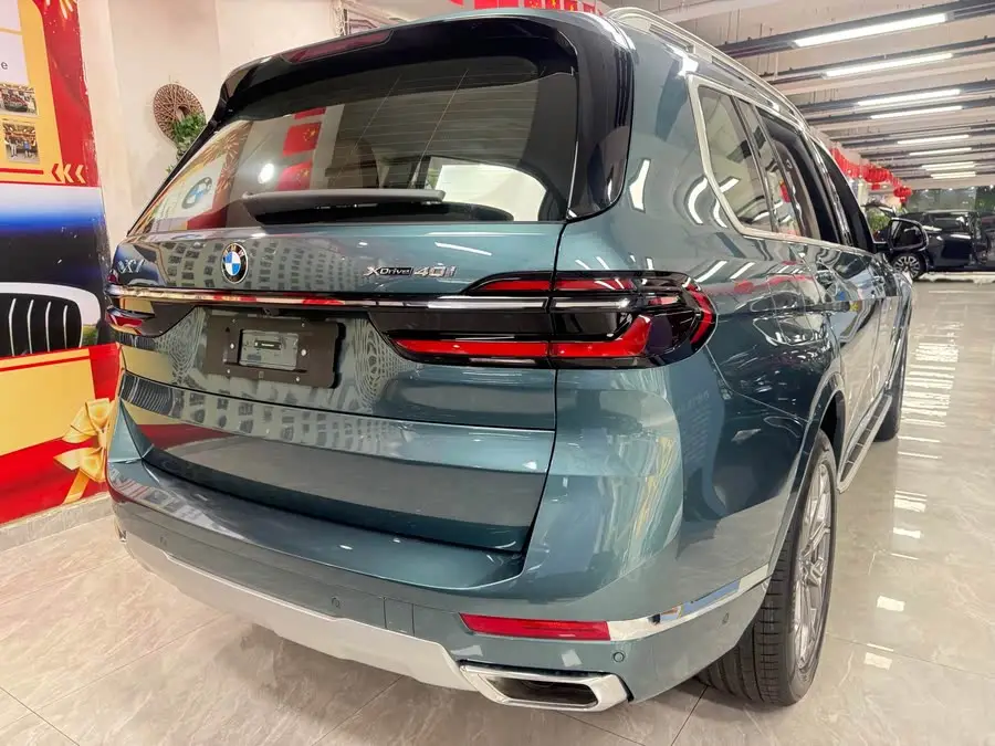 بي إم دبليو X7 2023 xDrive40i حزمة الرفاهية