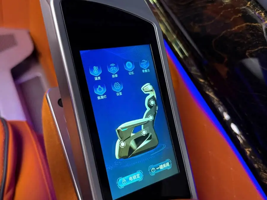 فيتو 2024 2.0T النسخة النخبوية 7 مقاعد