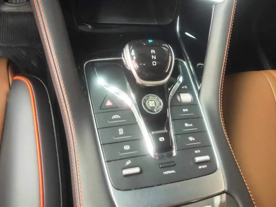 Song PLUS 2020 1.5T Automatic Premium Version