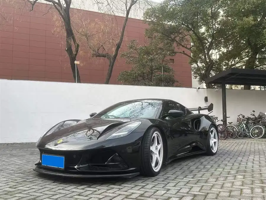 إيميرا 2022 3.5T V6 يدوي الإصدار الأول