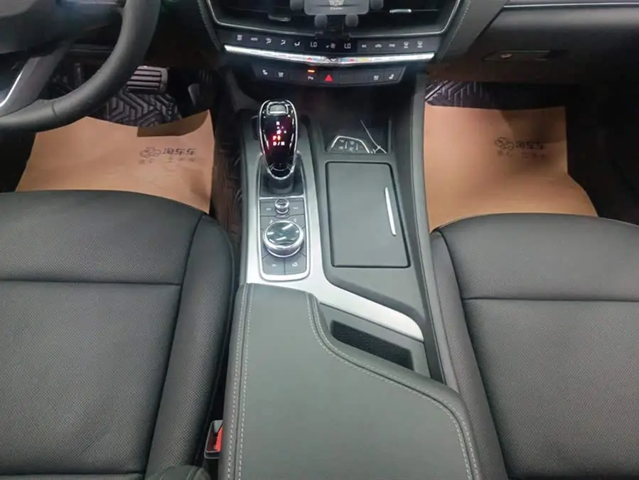 Cadillac CT5 2022 28T Luxury (Standard Version)