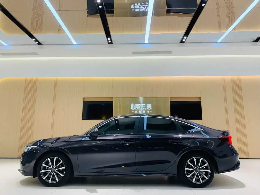 Xingge 2023 Model 240TURBO CVT Luxury Edition