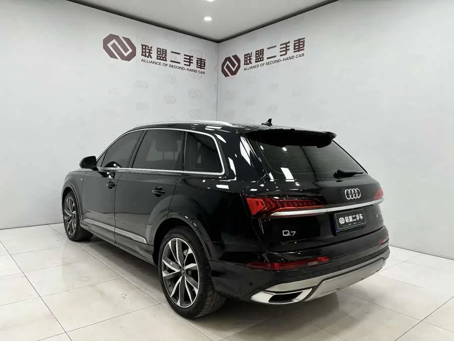 Audi Q7 2021 55 TFSI quattro S line Sport
