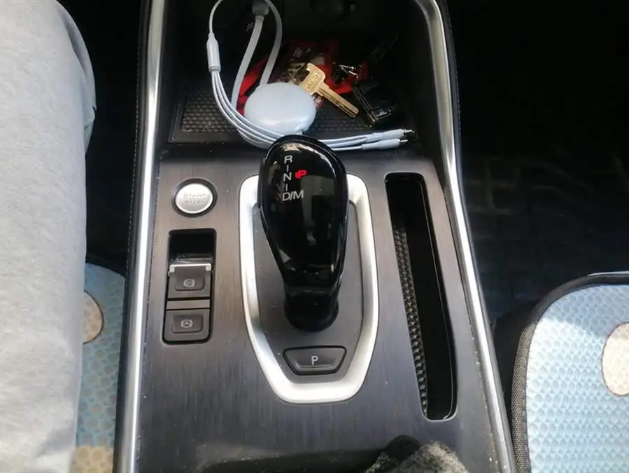 هافال H6 2023 إصدار الاتجاه الوطني 1.5T أوتوماتيكي بطل