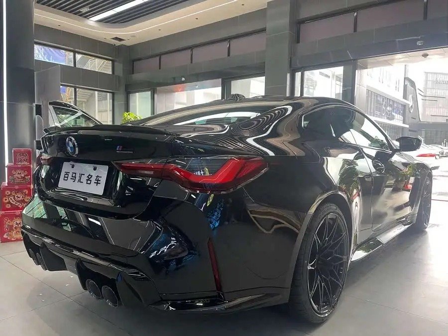 بي إم دبليو M4 طراز 2024 M4 كوبيه إصدار الرعد