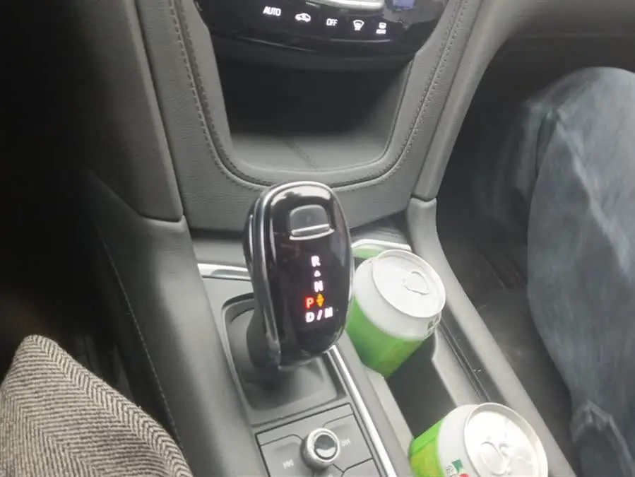 Cadillac XT5 2023 2.0T FWD Luxury