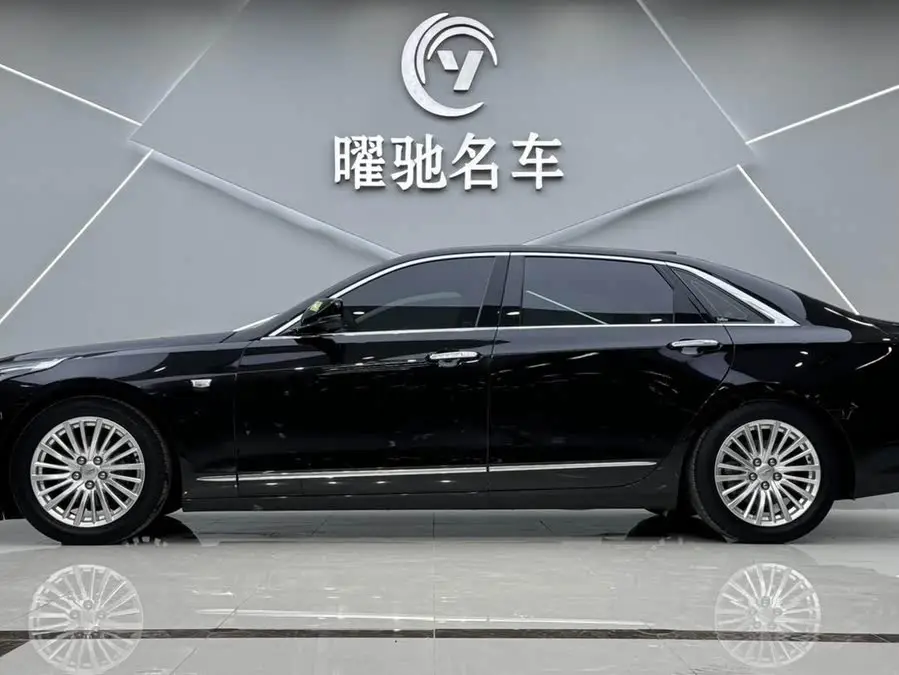 كاديلاك CT6 2022 28T الفاخرة