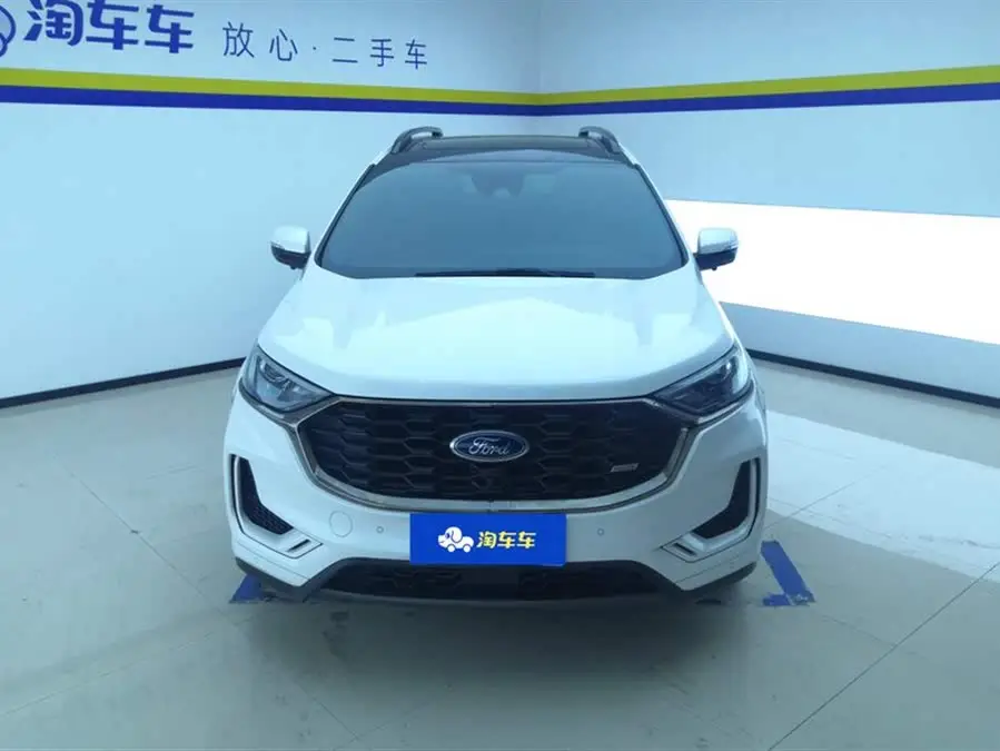 2021 Ford Edge PLUS EcoBoost 245 FWD ST-Line 5-seater