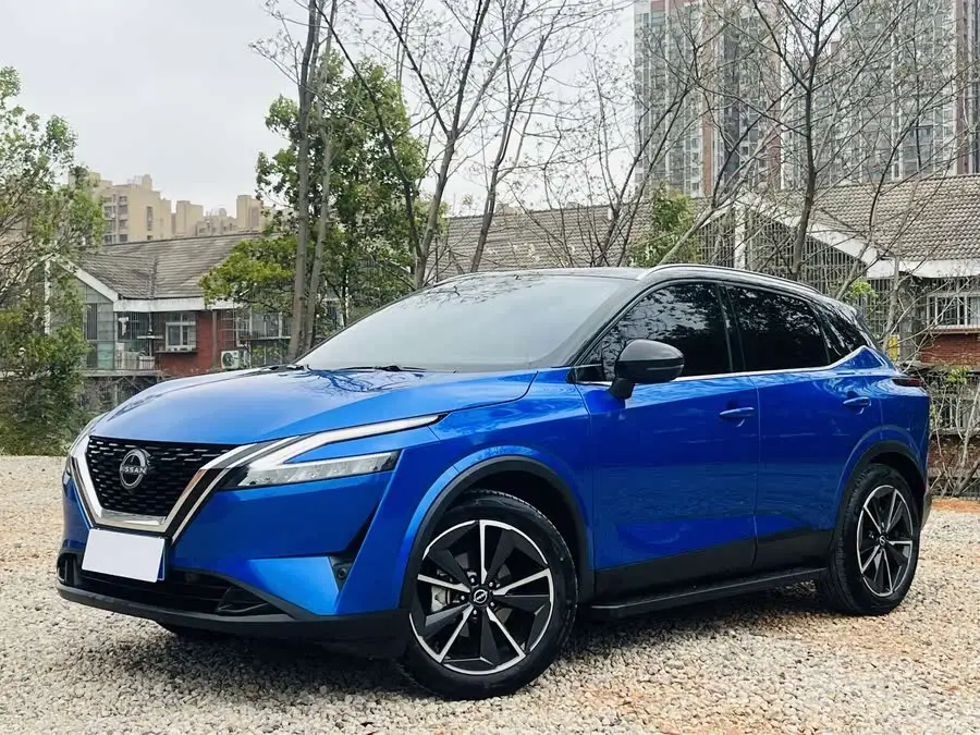 نيسان إكس-تريل 2023 1.3T CVT فئة رائدة