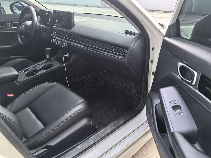 Civic 2023 240TURBO CVT Dynamic Edition