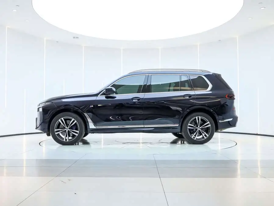 BMW X7 2023 xDrive40i Luxury M Sport Package