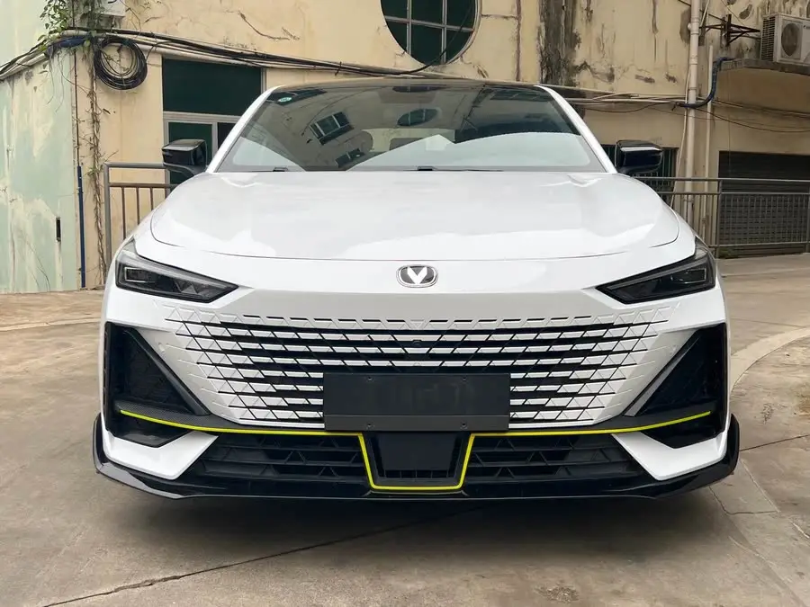 Changan UNI-V 2022 1.5T Sport Edition