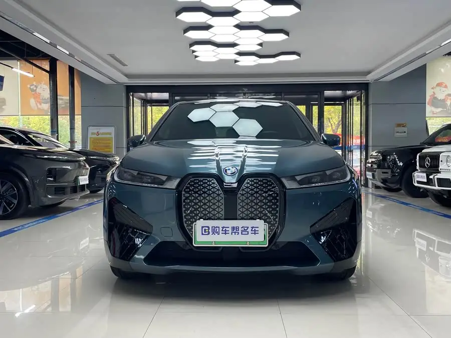 BMW iX 2022 xDrive40