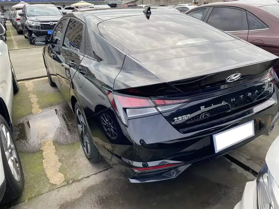 2022 Elantra 1.5L CVT GLS Leading Edition