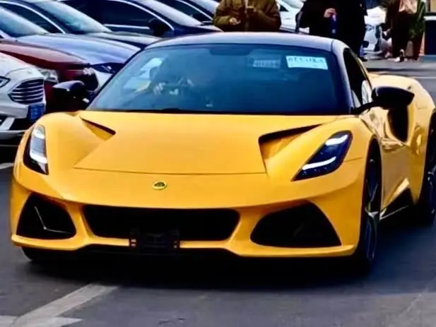 إيميرا 2022 3.5T V6 يدوي النسخة الأولى