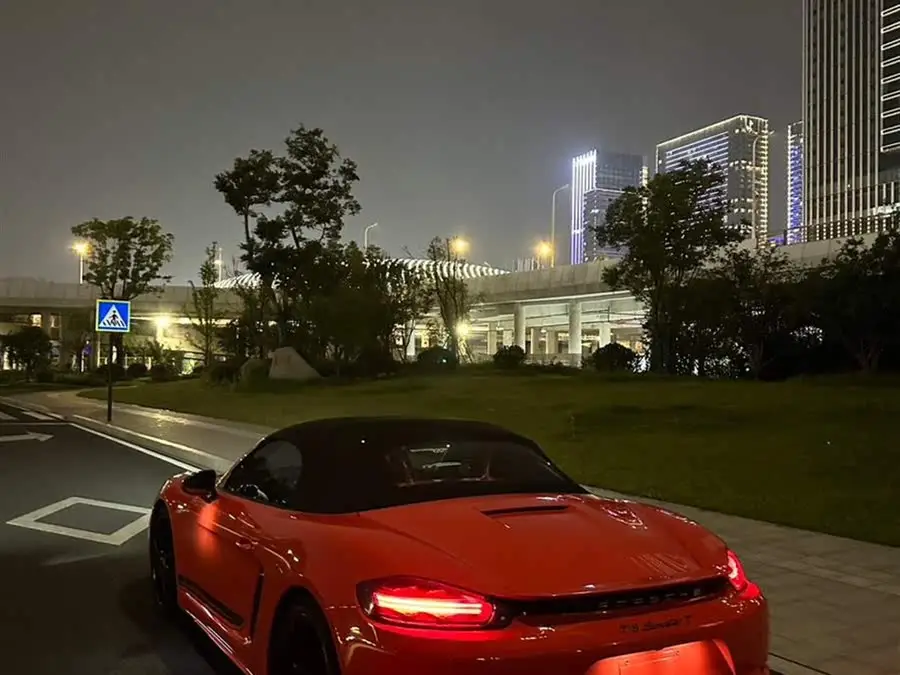 Porsche 718 2019 Model Boxster T 2.0T