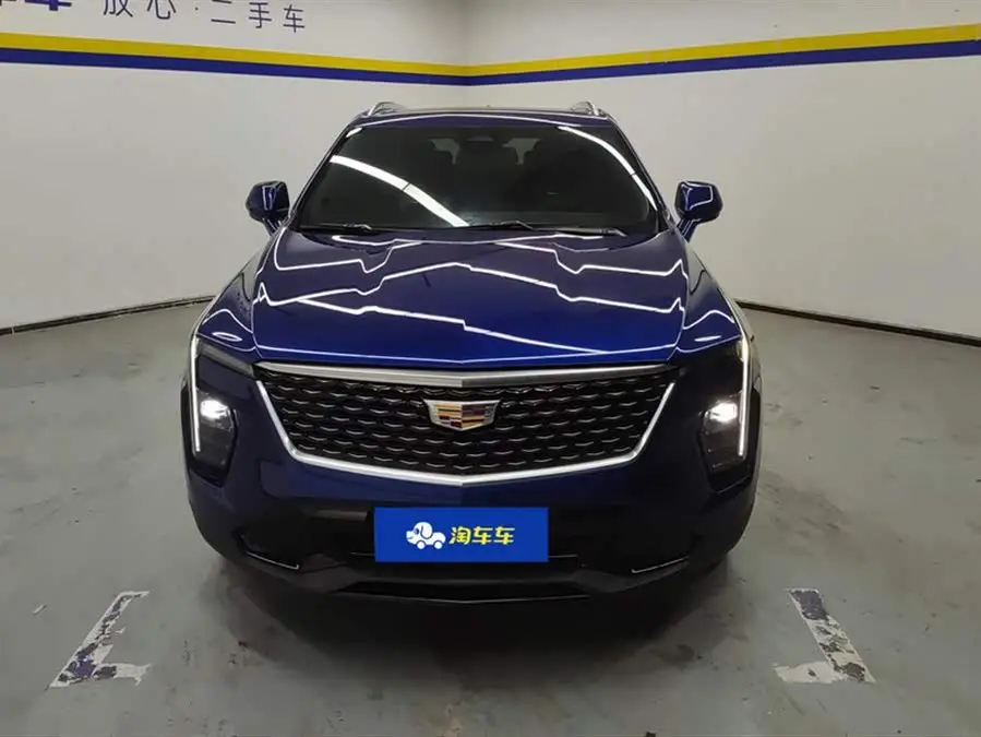 Cadillac XT4 2024 28T Luxury FWD