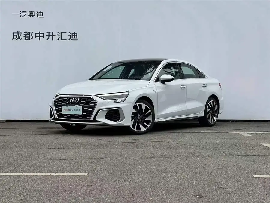 أودي A3 طراز 2022 A3L ليموزين 35 TFSI النموذج الرياضي الأنيق