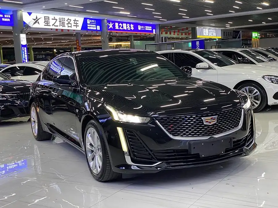 كاديلاك CT5 2021 28T فاخرة