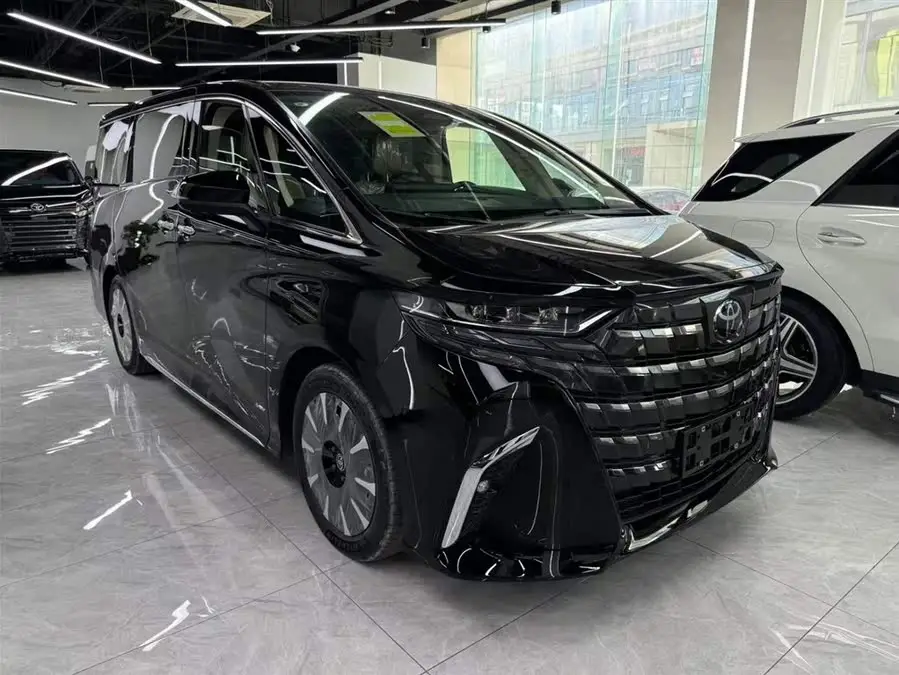 ألفارد 2024 نسخة مزدوجة المحرك 2.5 لتر بريميوم