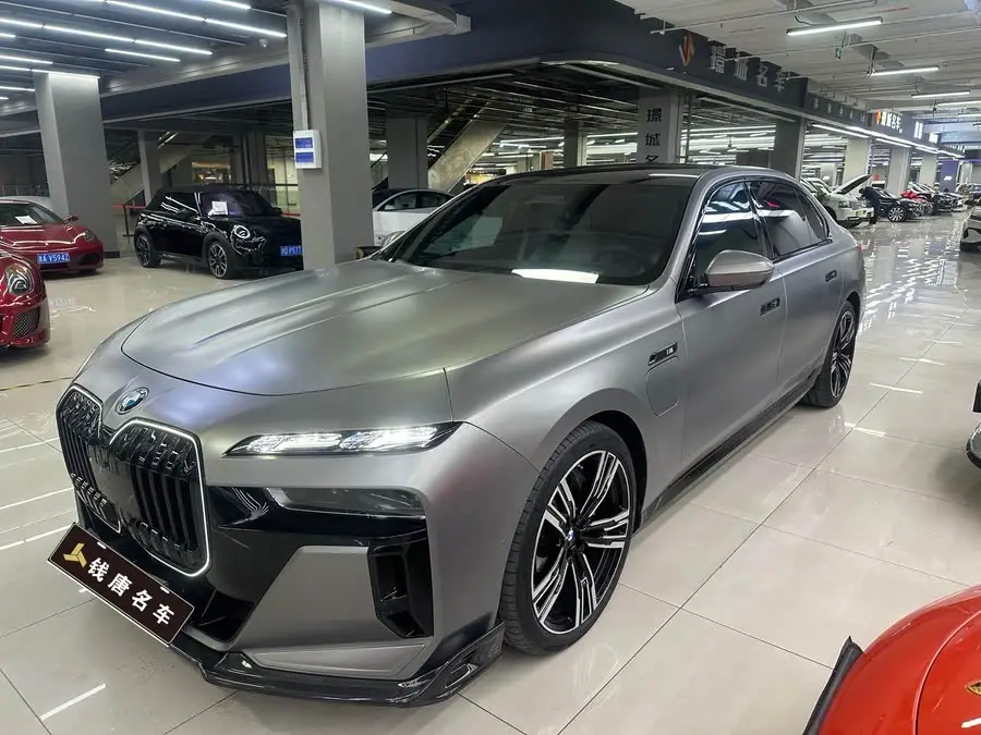 BMW i7 2023 xDrive60L M Sport Package