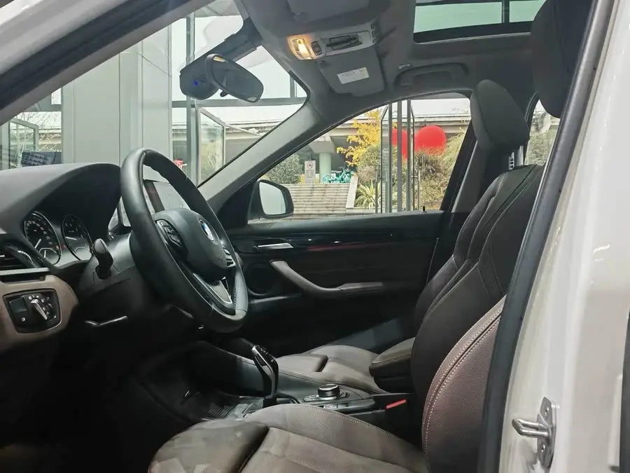 BMW X1 2020 sDrive25Li Premier