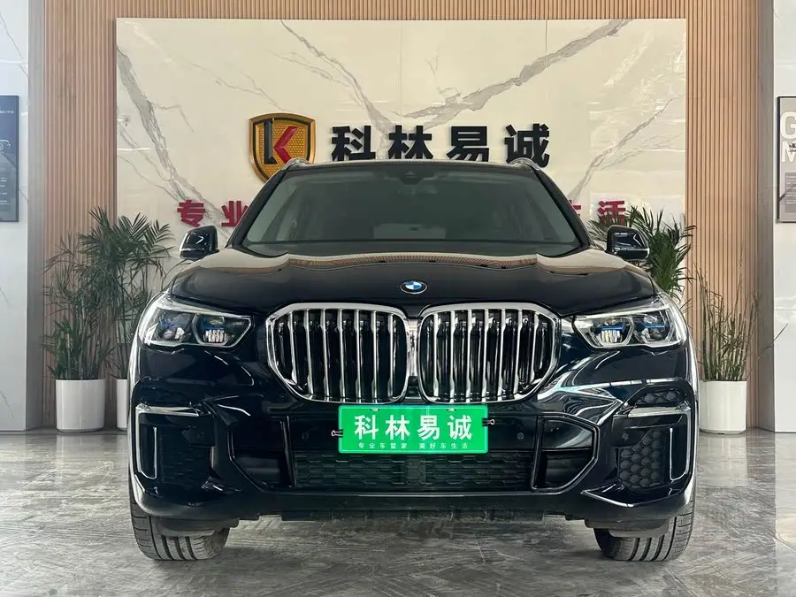 بي إم دبليو X5 2022 xDrive 30Li حزمة M الرياضية الفاخرة