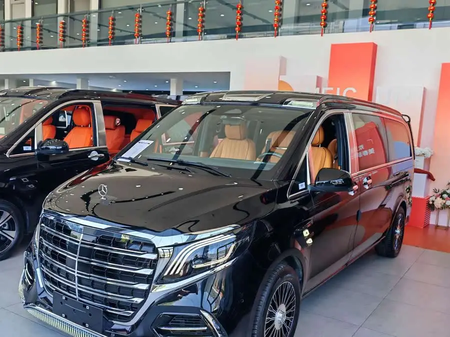 فيتو 2024 2.0T إصدار الأعمال 7 مقاعد